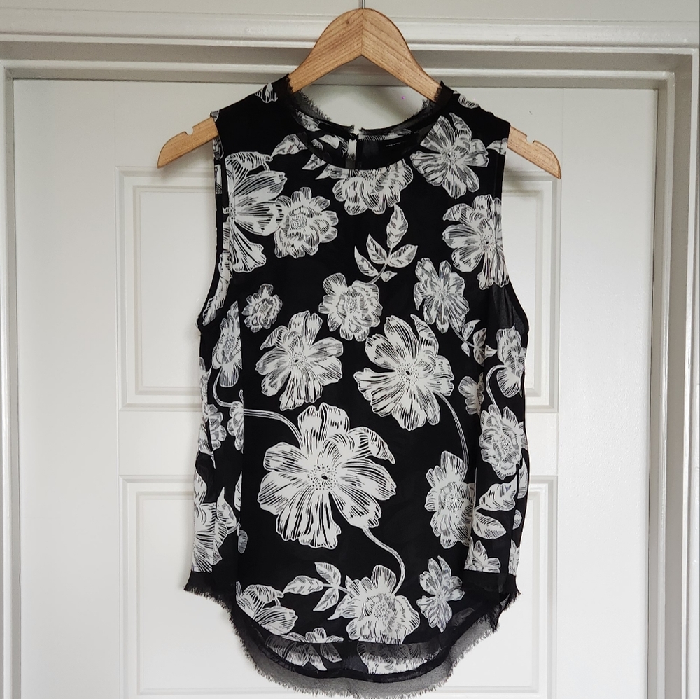 Who What Wear - Black Sleeveless Blouse with White Floral Print - Small